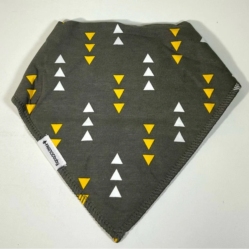 FARNOD Baby Bandana Drool Bibs 4‎ Pack Sailboats Plaid Blue Pattern Triangle